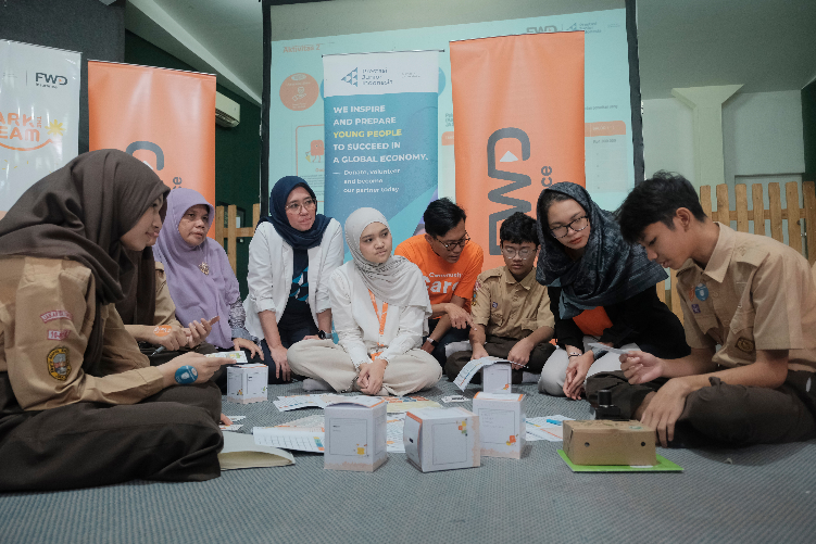 JA SparktheDream memberikan edukasi literasi keuangan secara holistik melalui empat sesi pembelajaran di kelas