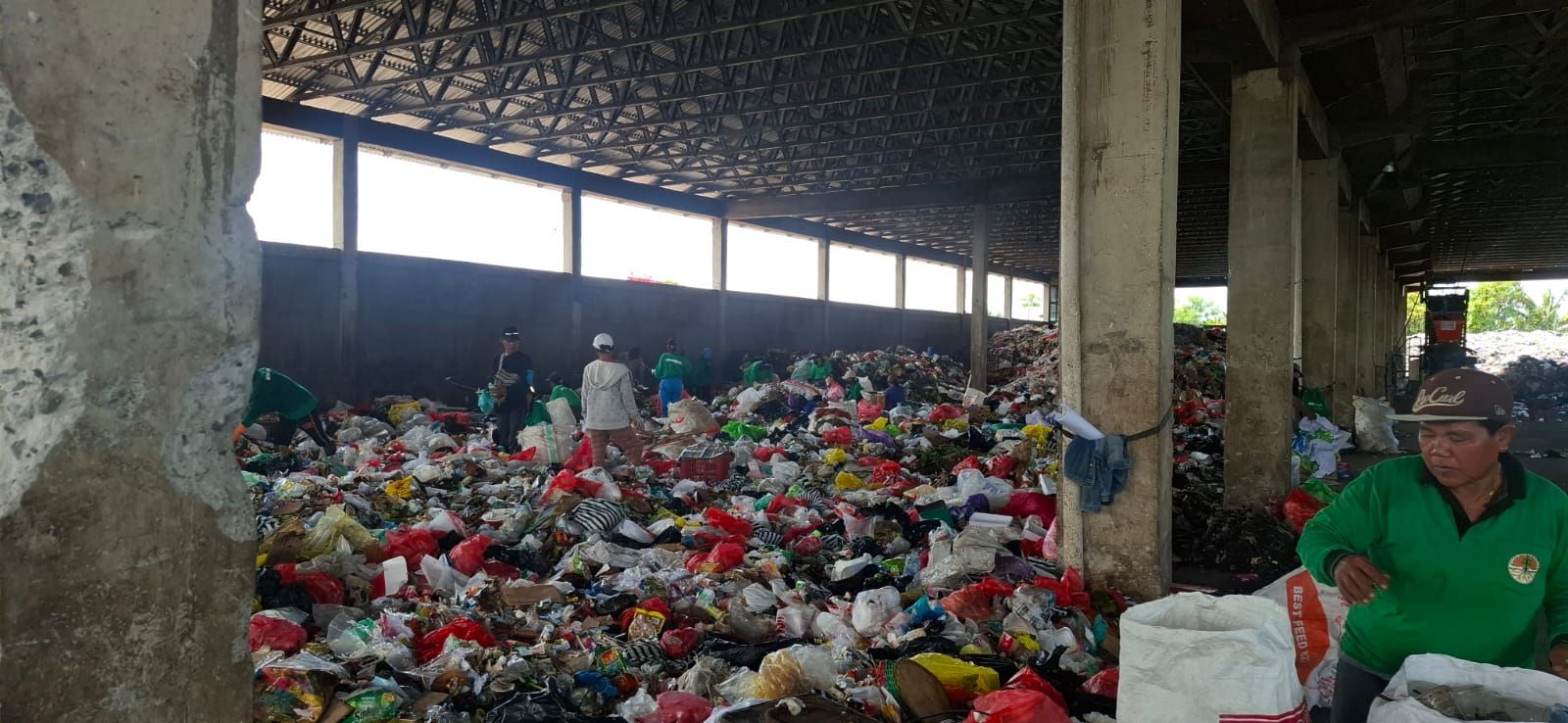 Daya tampung TOSS Center Klungkung sudah terbatas.