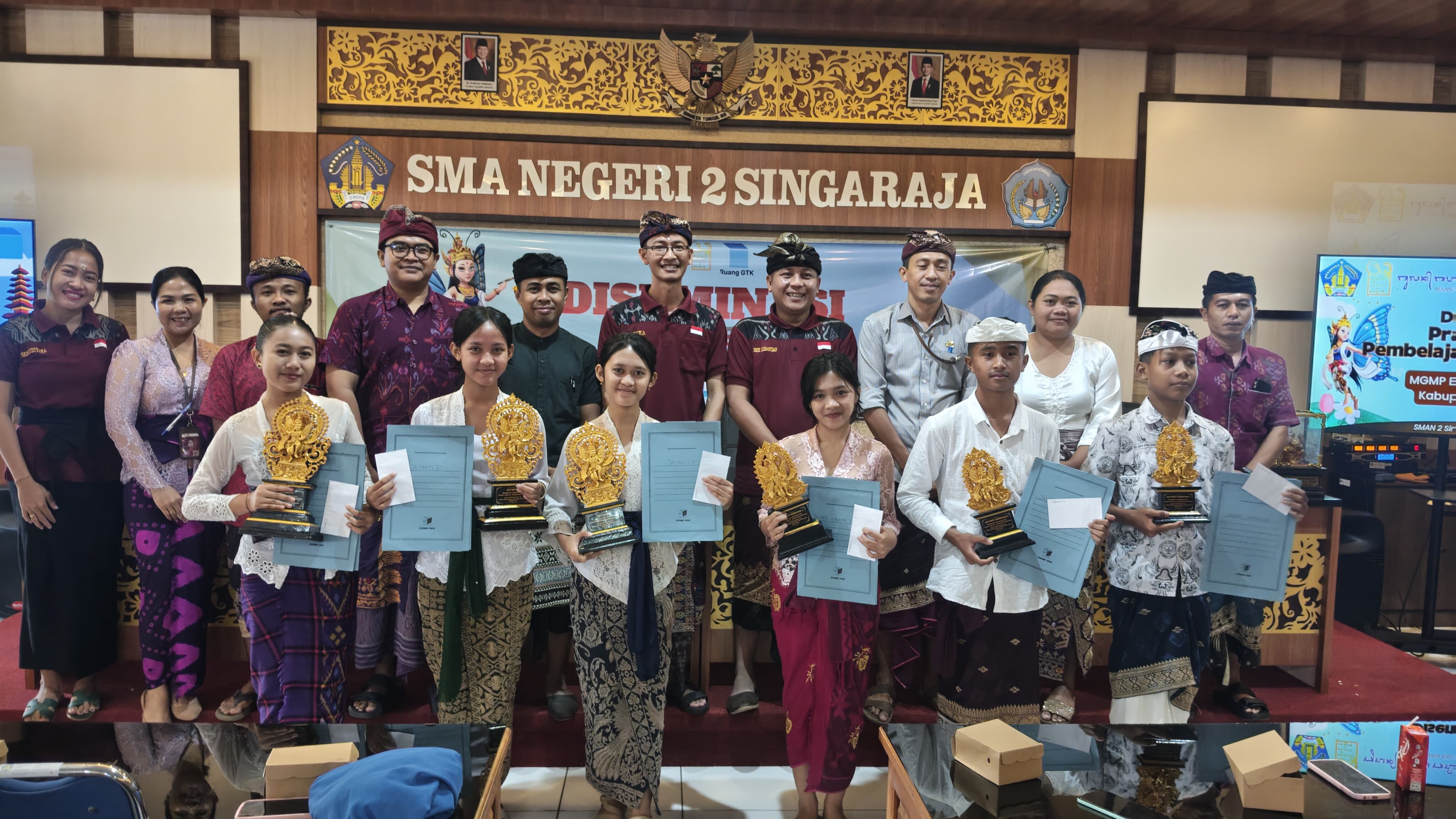 MGMP Bahasa Bali SMA Kabupaten Buleleng menggelar Lomba Baca Puisi Tingkat SMP/MTs se-Kabupaten Buleleng dan Diseminasi Praktik Baik Pembelajaran Bahasa Bali pada Jumat (20/2) 