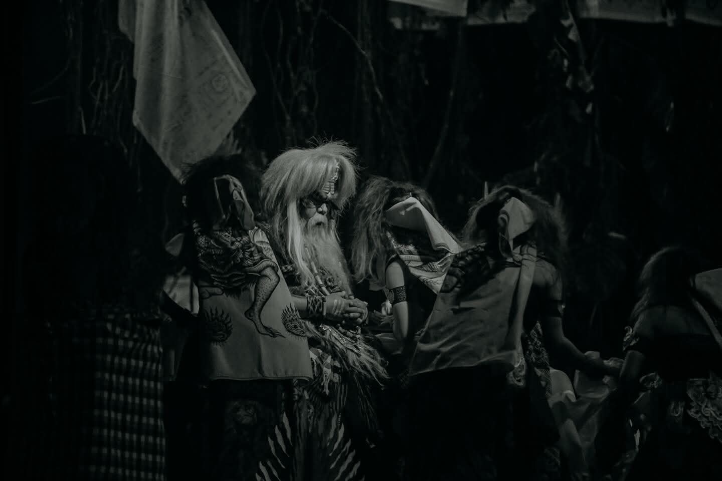 CALONARANG : Pementasan calonarang bertajuk Tantra Bhairawa dari Banjar Pande Sayan, di Pura Dalem Gede Sayan, Ubud. 