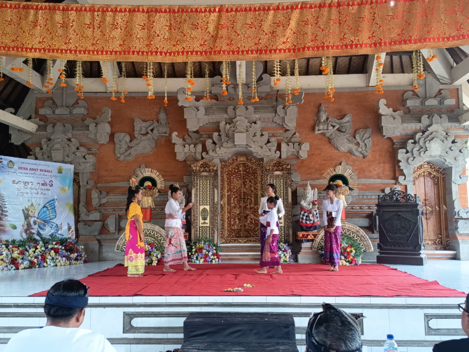 LOMBA : Pelaksanaan lomba serangkaian bulan Bahasa Bali di Desa Adat Sebali, Desa Keliki, Tegallalang.