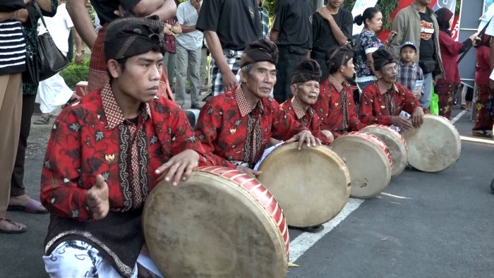 Panmpilan musik tradisional Bordah dari Pegayaman yang ditampilkan pada Bulfest 2015