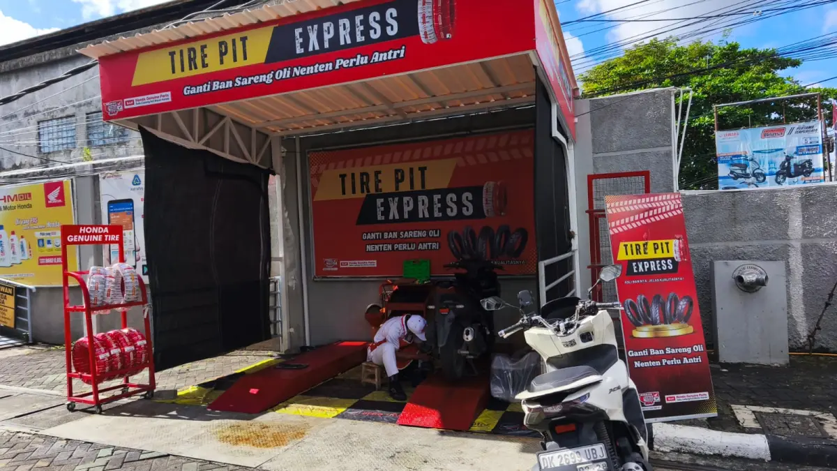 Astra Motor Bali menghadirkan inovasi layanan Honda Tire Pit Express di jaringan bengkel resmi Honda atau AHASS. (ist)