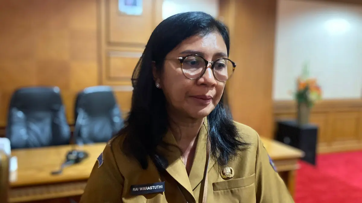 Plt Kepala Dinas Lingkungan Hidup dan Kebersihan Badung, Made Rai Warastuthi. (Resa Kertawedangga)