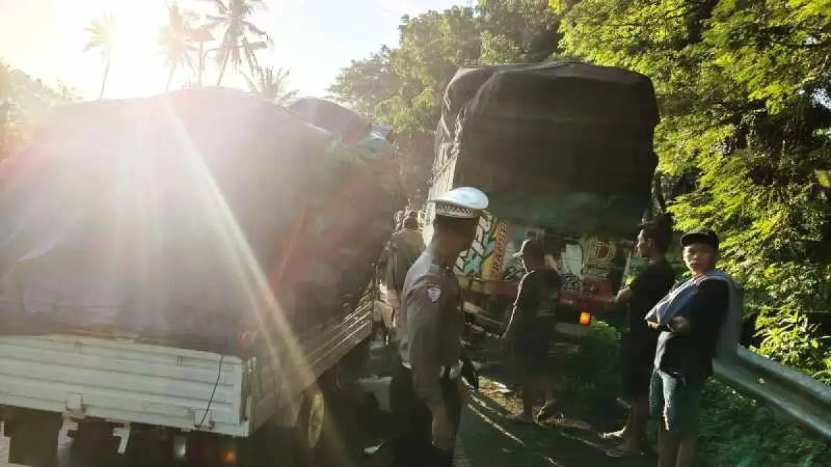 Polisi mendatangi TKP kecelakaan di Desa Bantas, Kecamatan Selemadeg Timur, Tabanan, Kamis (3/4/2026). (Ist)