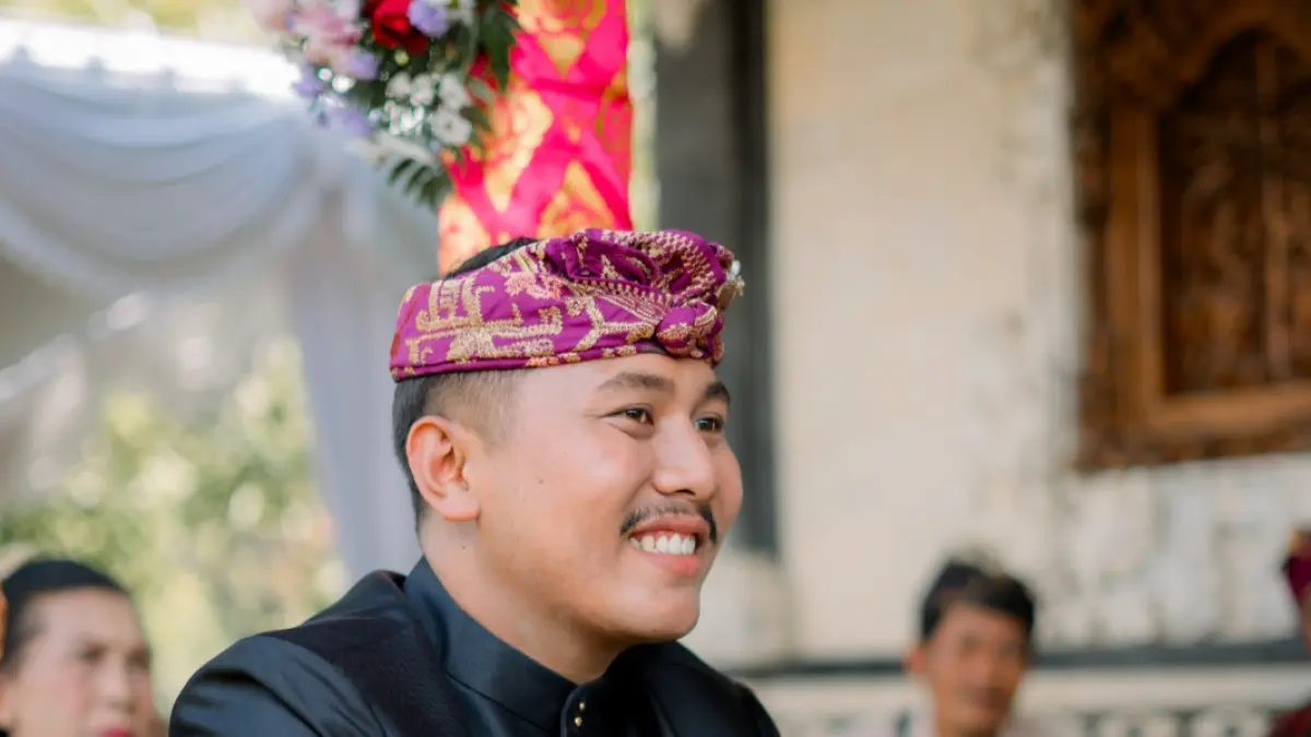 PENYULUH : Penyuluh Agama Hindu, I Made Danu Tirta. 