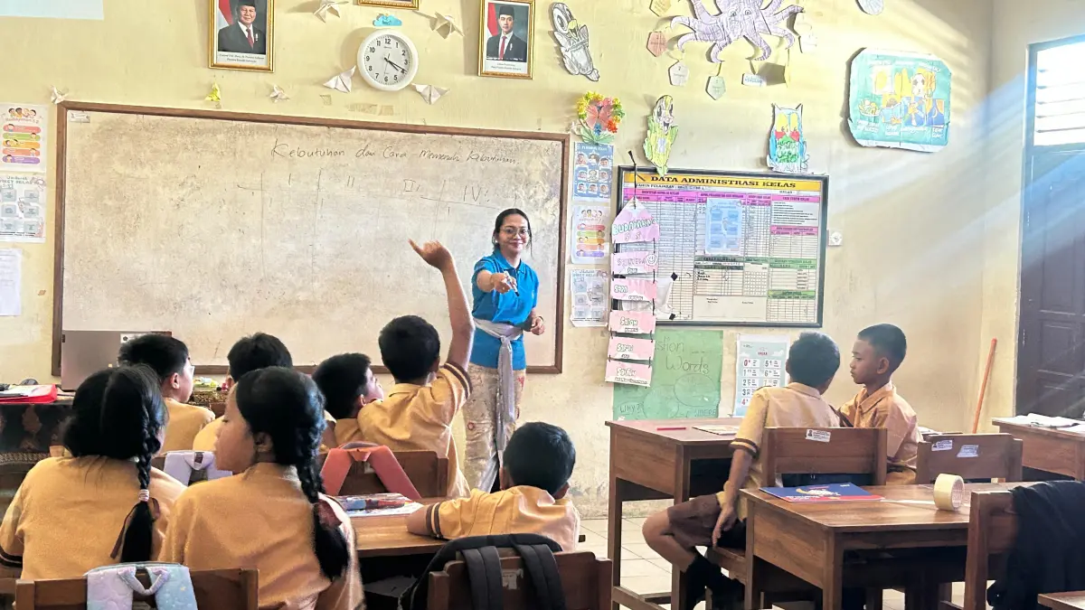PENYULUH : Penyuluhan dan bimbingan budi pekerti di Widyalaya Rsi Markandya Taro Tegallalang.