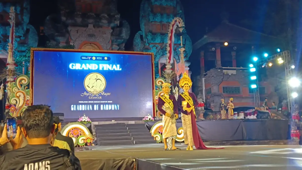PUNCAK : Puncak pemilihan Jegeg Bagus Duta Pariwisata Kabupaten Gianyar Tahun 2026 berlangsung meriah di Panggung Terbuka Balai Budaya Kota Gianyar.