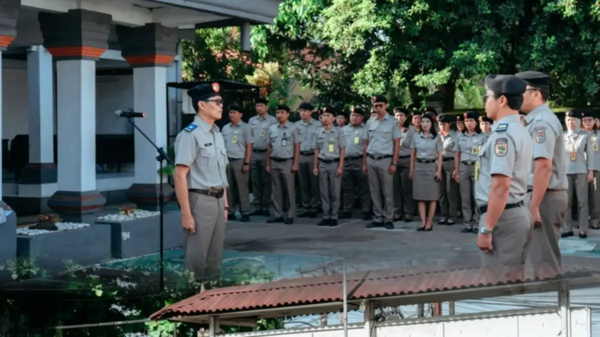 Pelaksanaan Apel Pagi Rutin Kantor Pertanahan Kabupaten Klungkung
