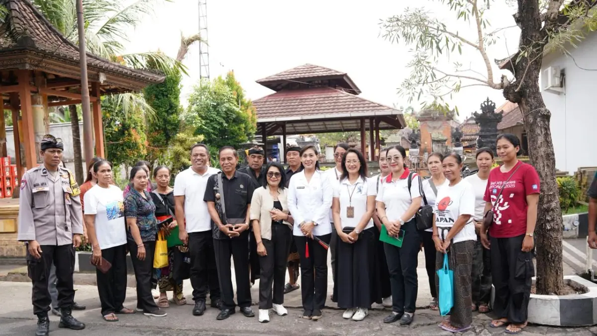 EVALUASI : Evaluasi Lomba Telajakan di Banjar Kebon, Desa Bona, dan Banjar Blangsinga, Desa Saba.