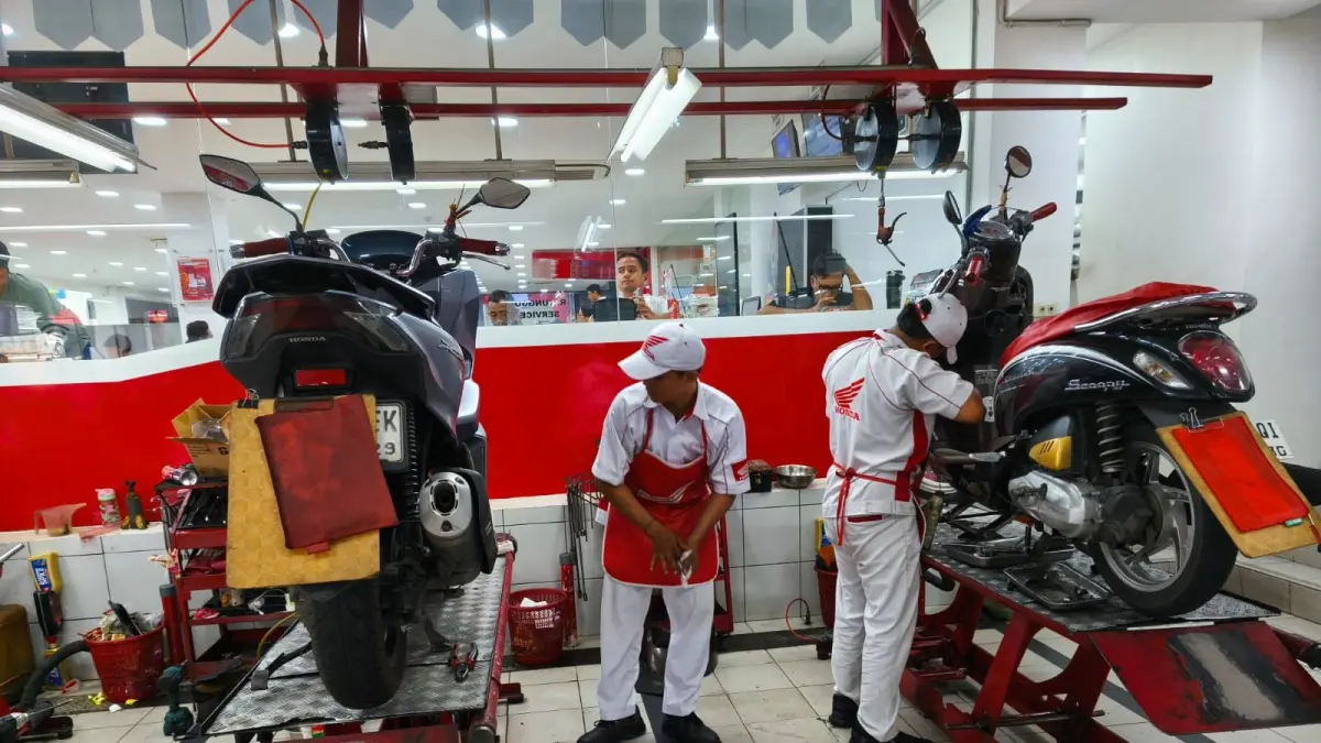 Promo spesial Hari Kartini, Astra Motor Bali Hadirkan paket service CVT hemat untuk konsumen wanita. (Ist)