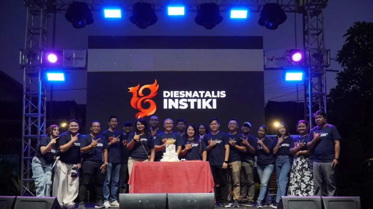 Dies Natalis XVIII INSTIKI: Perayaan 18 Tahun Super Meriah, Quest Star Bakar Euforia Kampus!