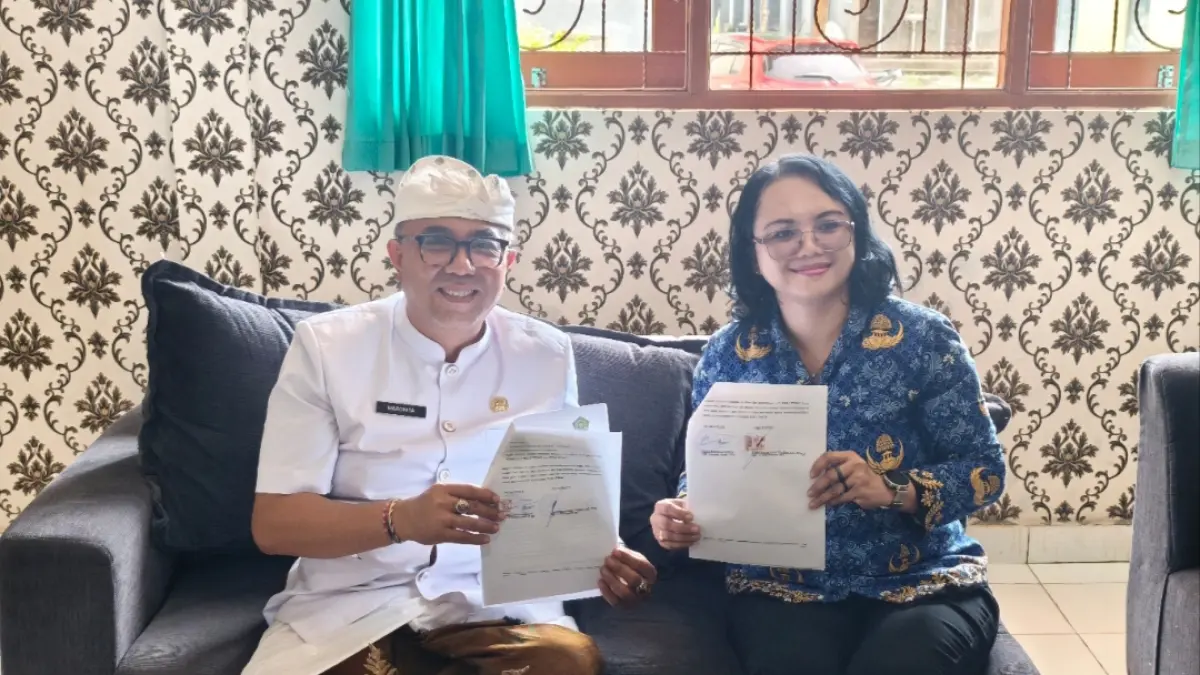 MoU : MoU Kemenag Gianyar dsn SMPN Hindu 3 Blahbatuh.