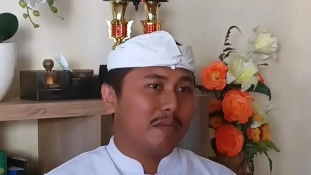 PENYULUH : Penyuluh Agama Hindu, I Made Danu Tirta. 