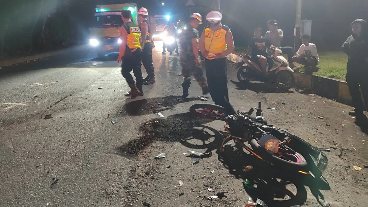 Kecelakaan lalu lintas terjadi di Jalur Klungkung-Amlapura, tepatnya di depan Depo Pertamina Manggis, Desa Ulakan, Manggis, pada Rabu (22/4/2026) malam. (Ist)