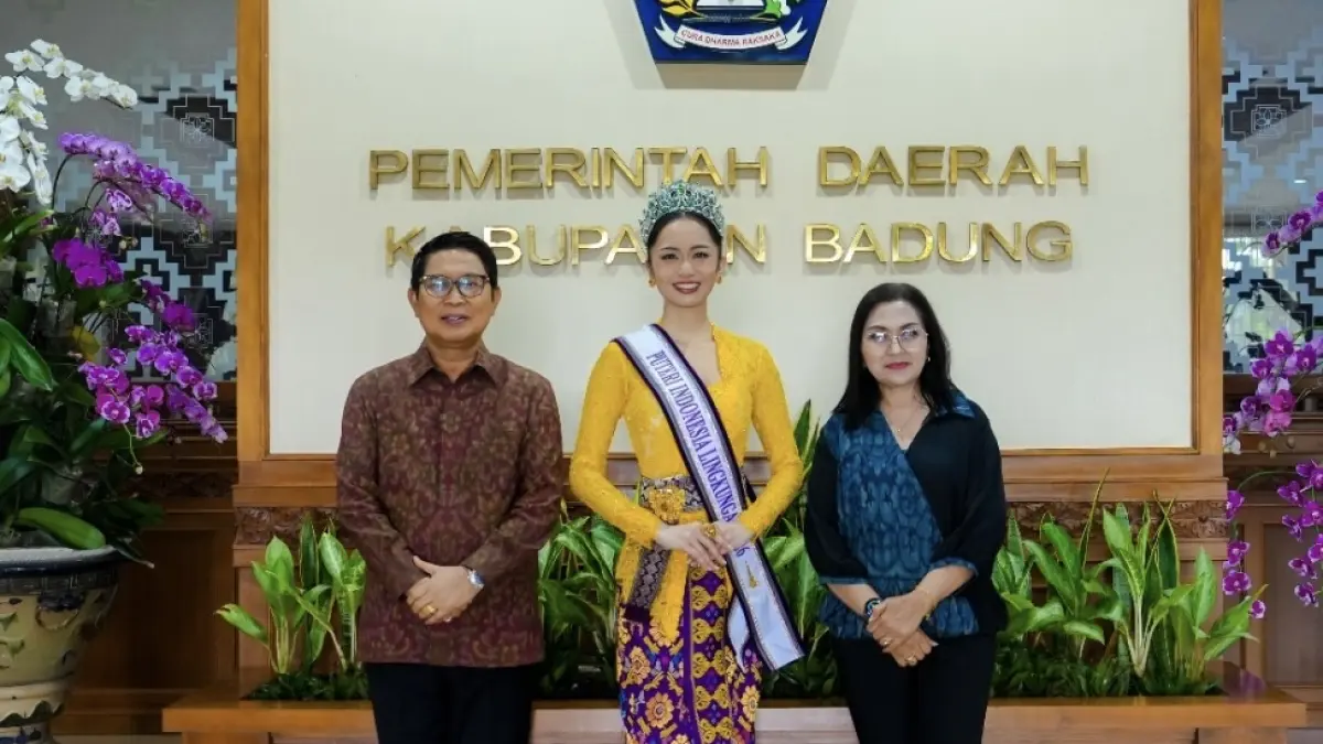 Bupati Adi Arnawa didampingi Ketua TP PKK Badung, Nyonya Rasniathi Adi Arnawa, menerima kunjungan audiensi Puteri Indonesia Lingkungan 2026, Victoria Veronica Titisari Kosasieputri, Selasa (28/4). (PROKOMPIM SETDA BADUNG)