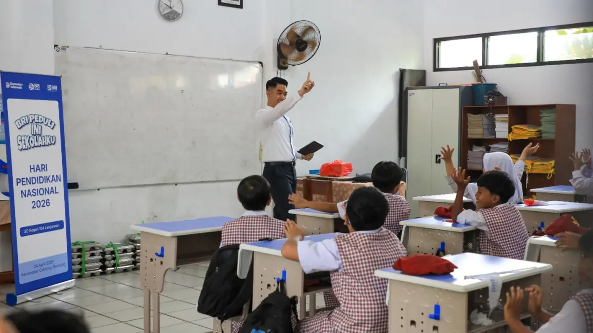 , BRI Peduli Gelar Kelas Inspirasi hingga Berbagi Alat Tulis Bagi Siswa SDN 104 Langensari Bandung 