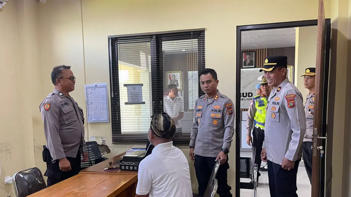 DICEK : Kapolres Gianyar, lakukan kunjungan di Mapolsek Ubud.