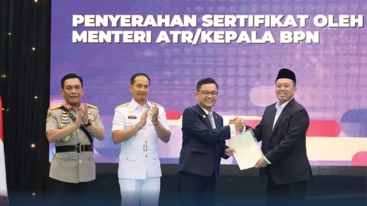 Menteri Nusron Serahkan Sertipikat Hak Pakai untuk Lemhannas RI