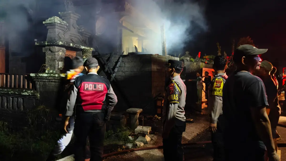 Peristiwa kebakaran yang terjadi di rumah milik di banjar Yeh Gangga, Tabanan, Minggu (24/5/2026). (Ist)