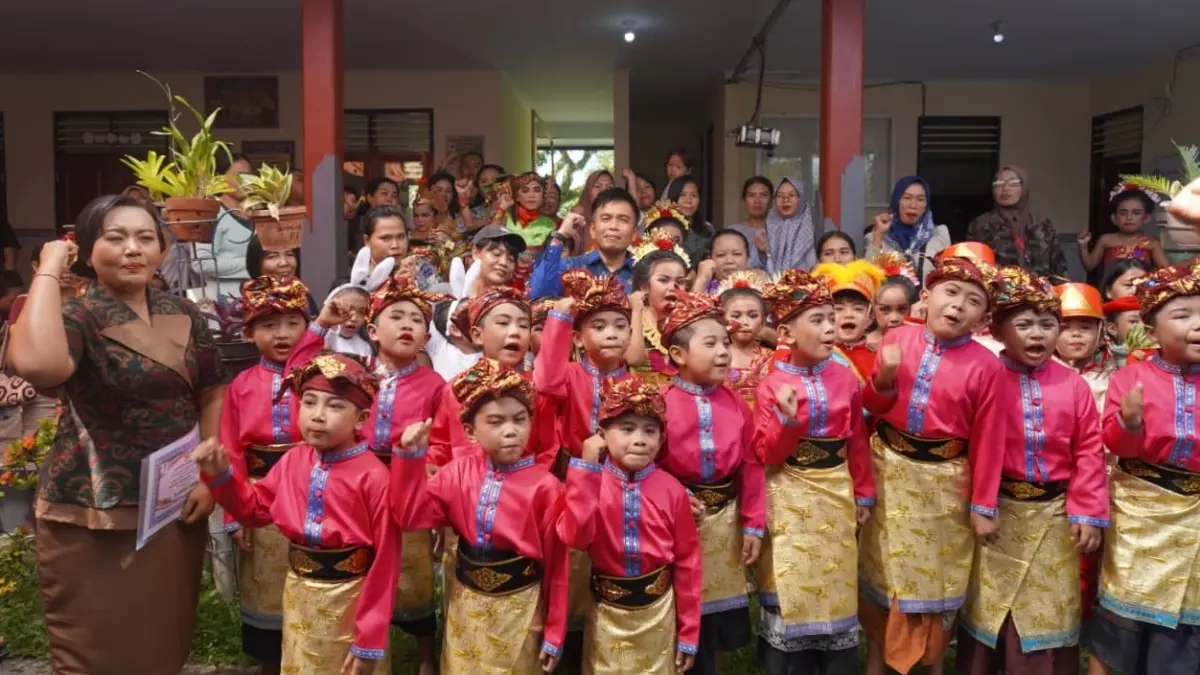 Wakil Bupati Jembrana I Gede Ngurah Patriana Krisna menghadiri pentas seni dan pelepasan siswa TK Negeri Pembina Melaya, Selasa (26/5/2026). (ist)