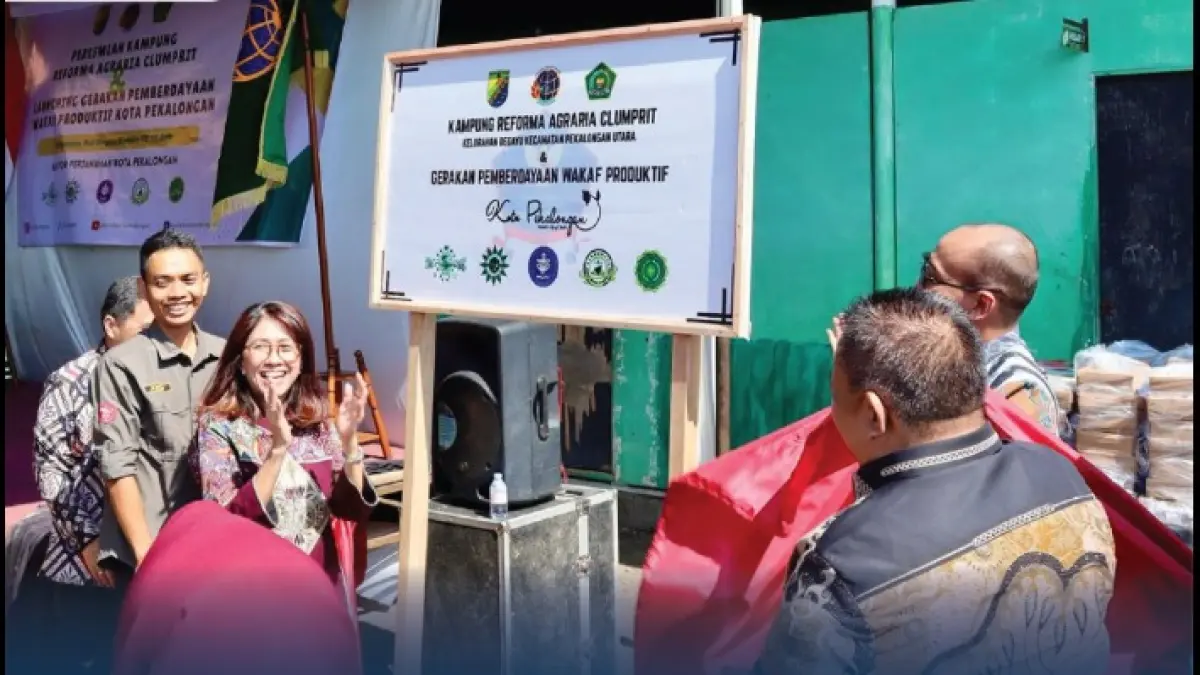 Resmikan Kampung RA dan Pemberdayaan Wakaf Produktif di Pekalongan, 