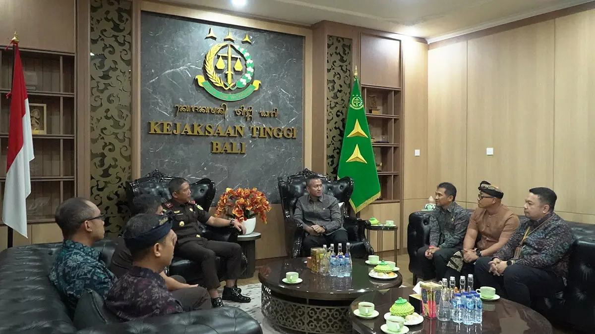 Perkuat Sinergi dan Pendampingan Hukum, GM PLN UIT JBM Audiensi ke Kajati Bali