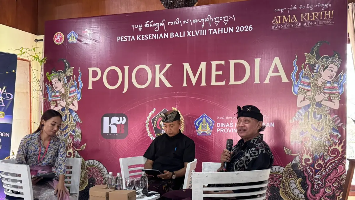 DISKUSI: Diskusi Budaya yang digelar Komunitas Wartawan dan Penulis Budaya (Kawiya) Bali bersama Persatuan Wartawan Indonesia (PWI) Bali di Gedung Perpustakaan Taman Budaya Bali, Jumat (19/6)
