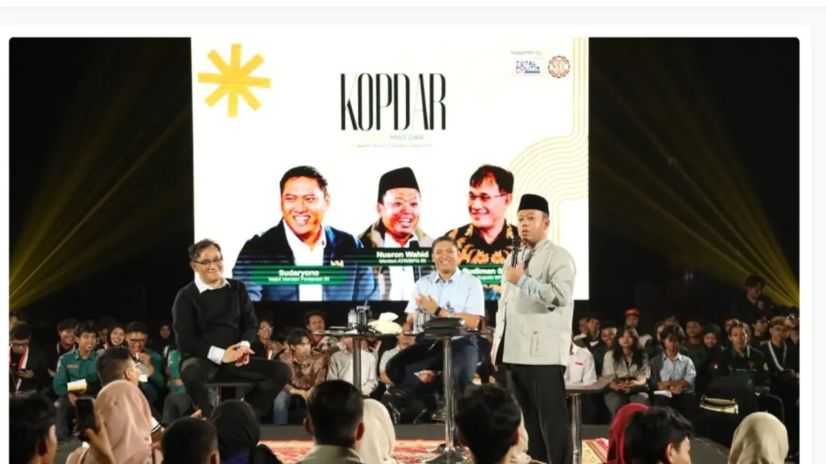 Nusron Wahid, menjadi salah satu pembicara dalam kegiatan KOPDAR Bareng Mas Dar bertajuk Pancasila Pemersatu Bangsa Indonesia 