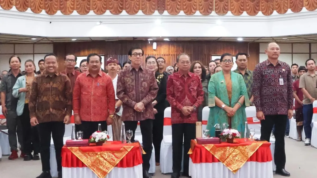 SOSIALISASI:&nbsp;Sosialisasi Penguatan Perlindungan Kekayaan Intelektual (KI) yang berlangsung di Gedung Wiswa Sabha Utama, Kantor Gubernur Bali, Jumat (19/6)