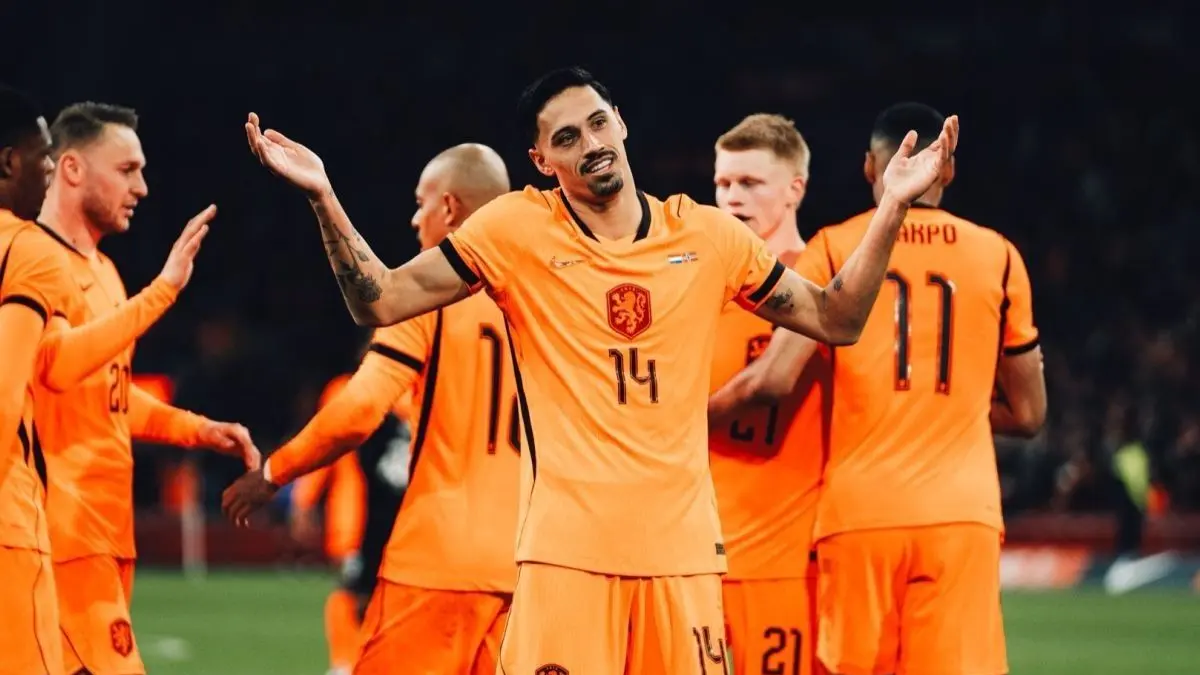 Selebrasi Tijjani Reijnders setelah mencetak gol kedua Timnas Belanda dalam pertandingan uji coba internasional lawan Norwegia di Johan Cruyff Arena pada Jumat (27/3/2026). (X.com/OnsOranje/Antara)