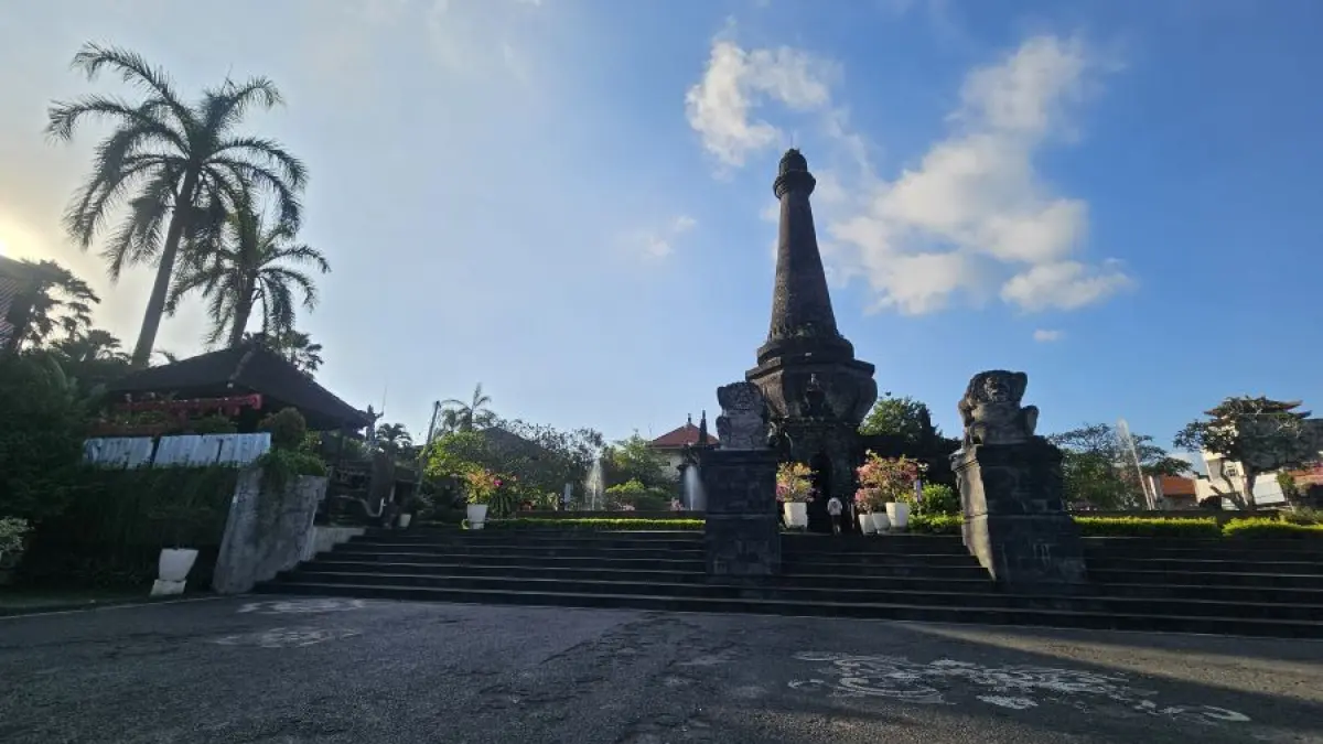 Monumen Ida I Dewa Agung Jambe akan menjadi tempat nobar Piala Dunia 2026. (Adi Prabawa/Bali Express)