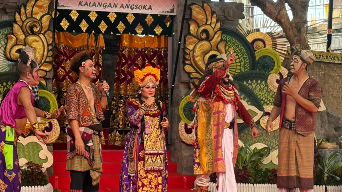 PENTAS : Pementasan seni prembon dari Sanggar Taksu Dese Srenggo, Banjar Seronggo Kelod, Gianyar di PKB 2026