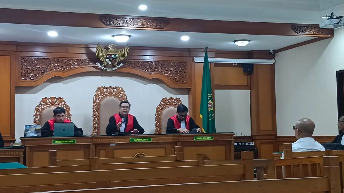  Kasus persidangan kasus Tindak Pidana Penggelapan Dalam hubungan Kerja dengan terdakwa, Mantan manajer marketing properti ternama asal Buleleng, Gede Sarastana alias Gede Saras, di Pengadilan Negeri Gianyar memasuki babak akhir