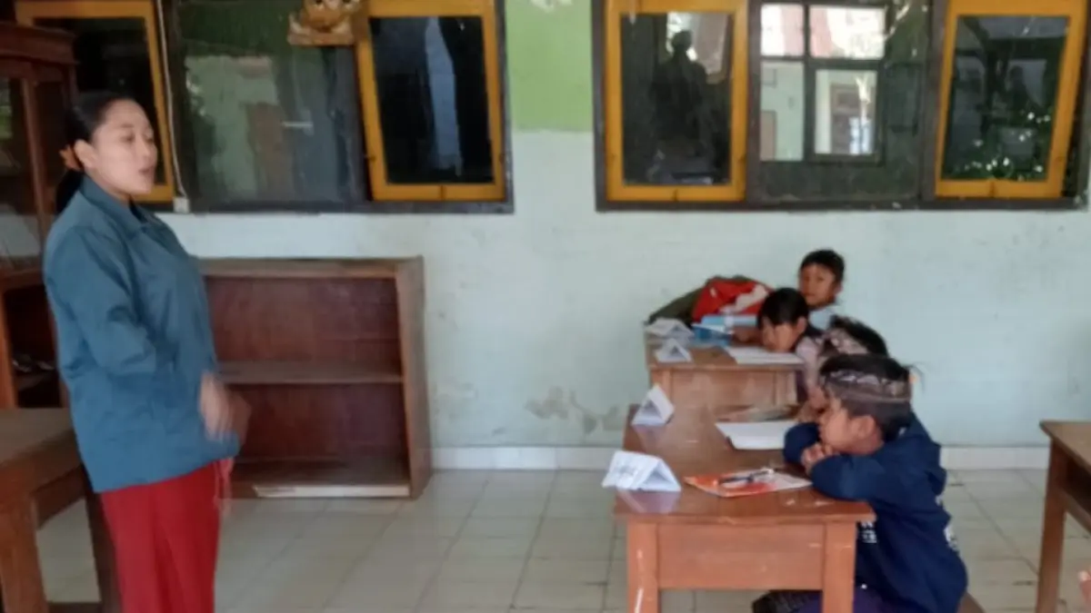 Kegiatan MPLS di SDN 1 Sukawana berjalan seperti biasa meski jumlah muridnya minim. (Ist)