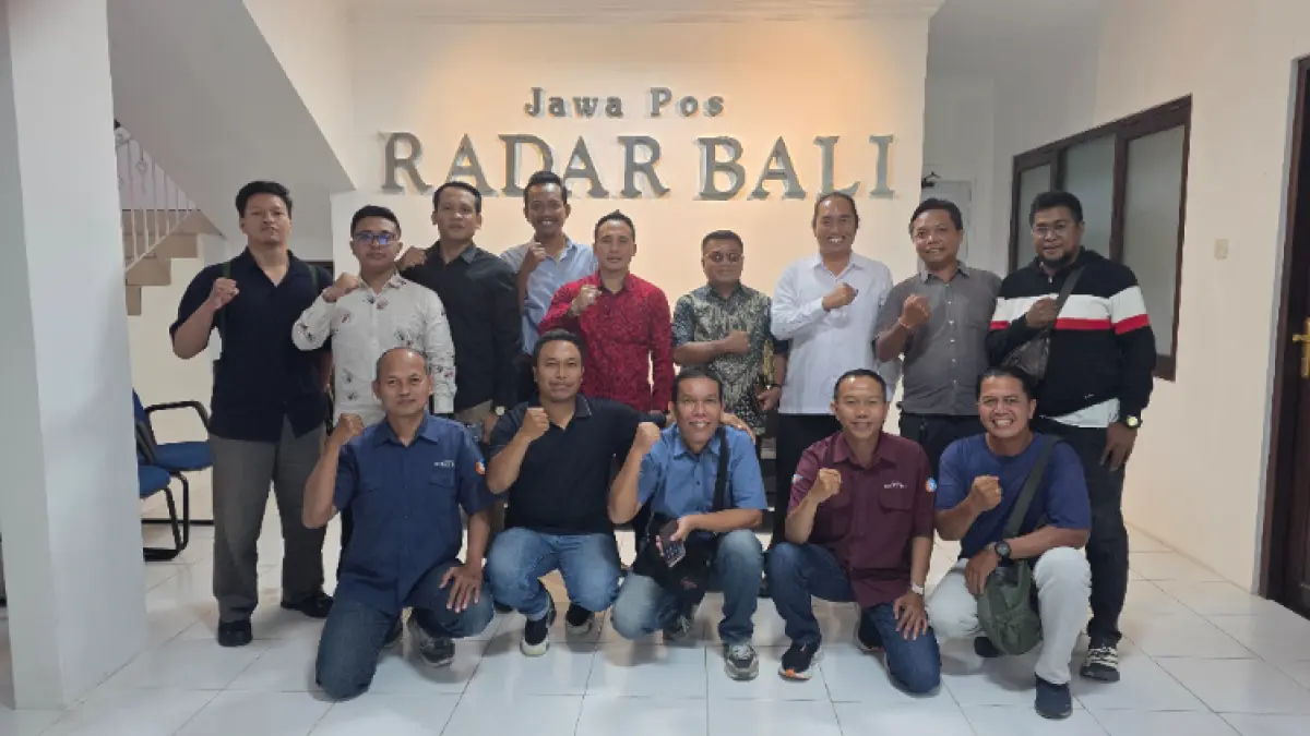 Solidaritas Jurnalis Bali (SJB) menyatakan siap menghadapi gugatan perdata senilai Rp 25 miliar yang diajukan pengacara Dr. Togar Situmorang