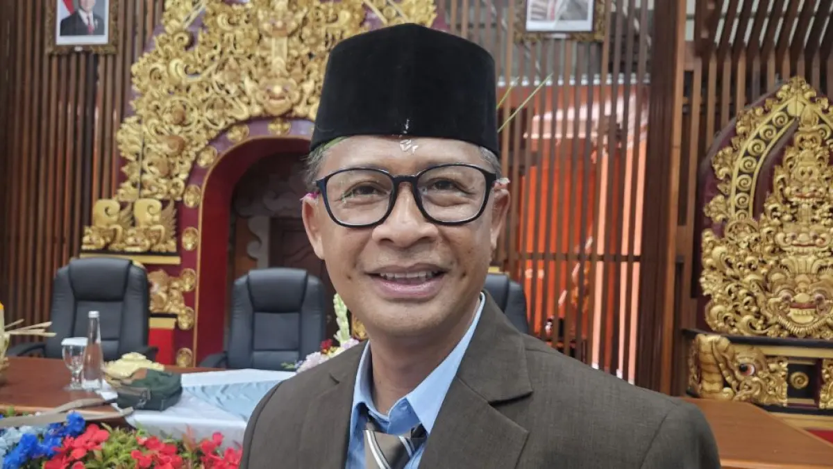 Kadisdikpora Karangasem I Gusti Bagus Budiadnyana. (Adi Prabawa/Bali Express)