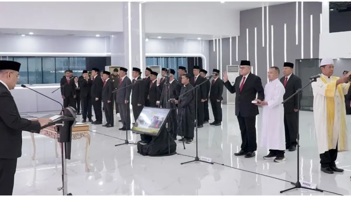 Wamen Ossy Lantik 78 Pejabat Struktural