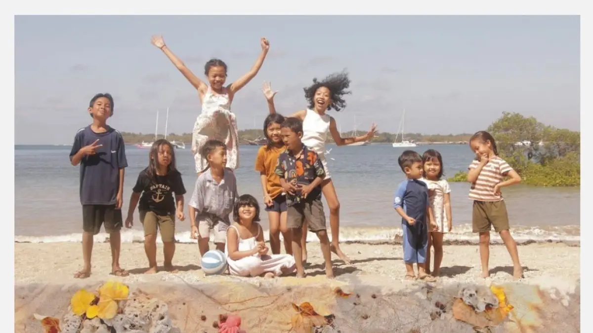 BERTUMBUH BERSAMA:&nbsp;Grup musik Anak-anak bersama Made Mawut dan Nosstress merilis lagu terbaru berjudul Selaras