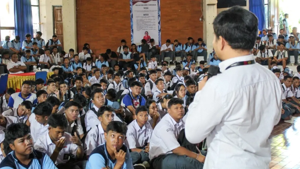 Astra Motor Bali hadir dalam kegiatan Masa Pengenalan Lingkungan Sekolah (MPLS) bagi siswa baru SMK Negeri 3 Singaraja. (Ist)