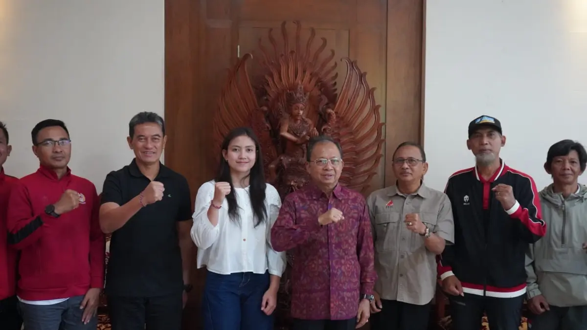 APRESIASI:&nbsp;Desak Rita memenuhi undangan Gubernur Bali di Jayasabha pada Jumat (24/7)