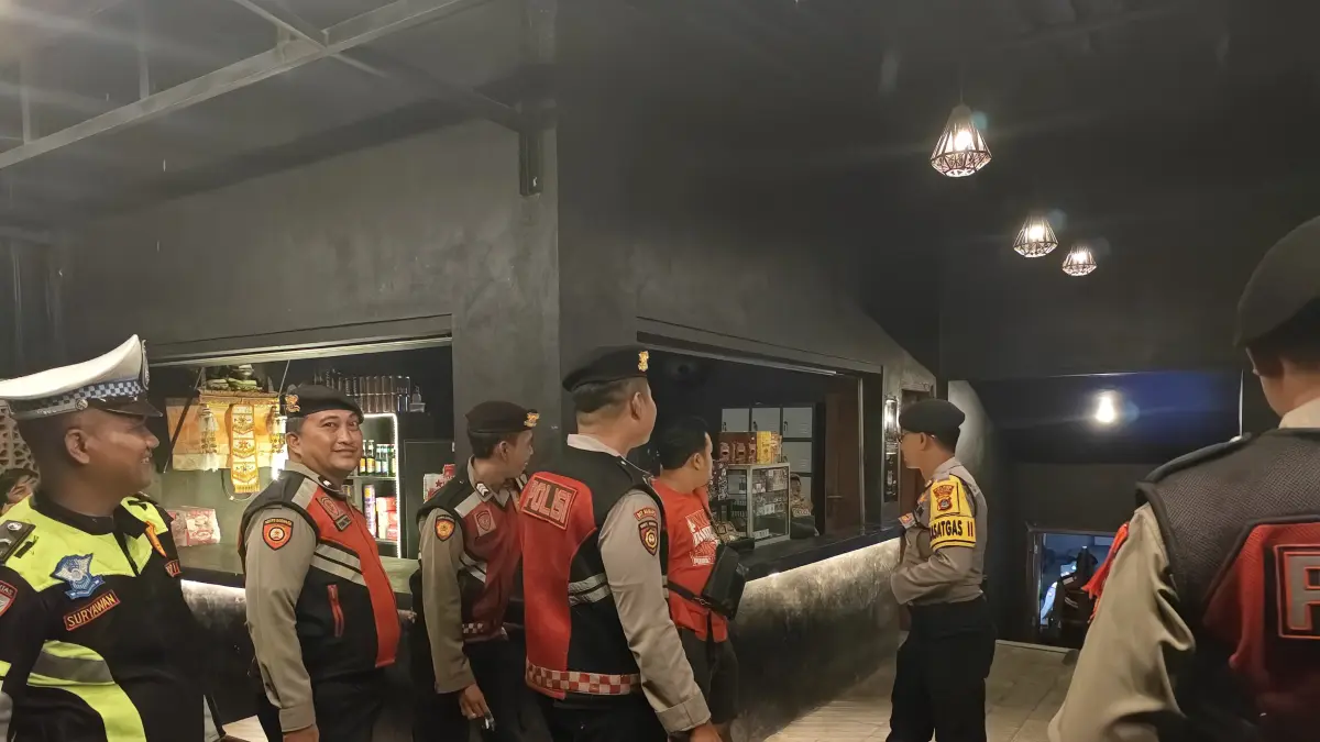 RAZIA : Razia di sejumlah kafe yang berada di seputaran Gianyar.&nbsp;