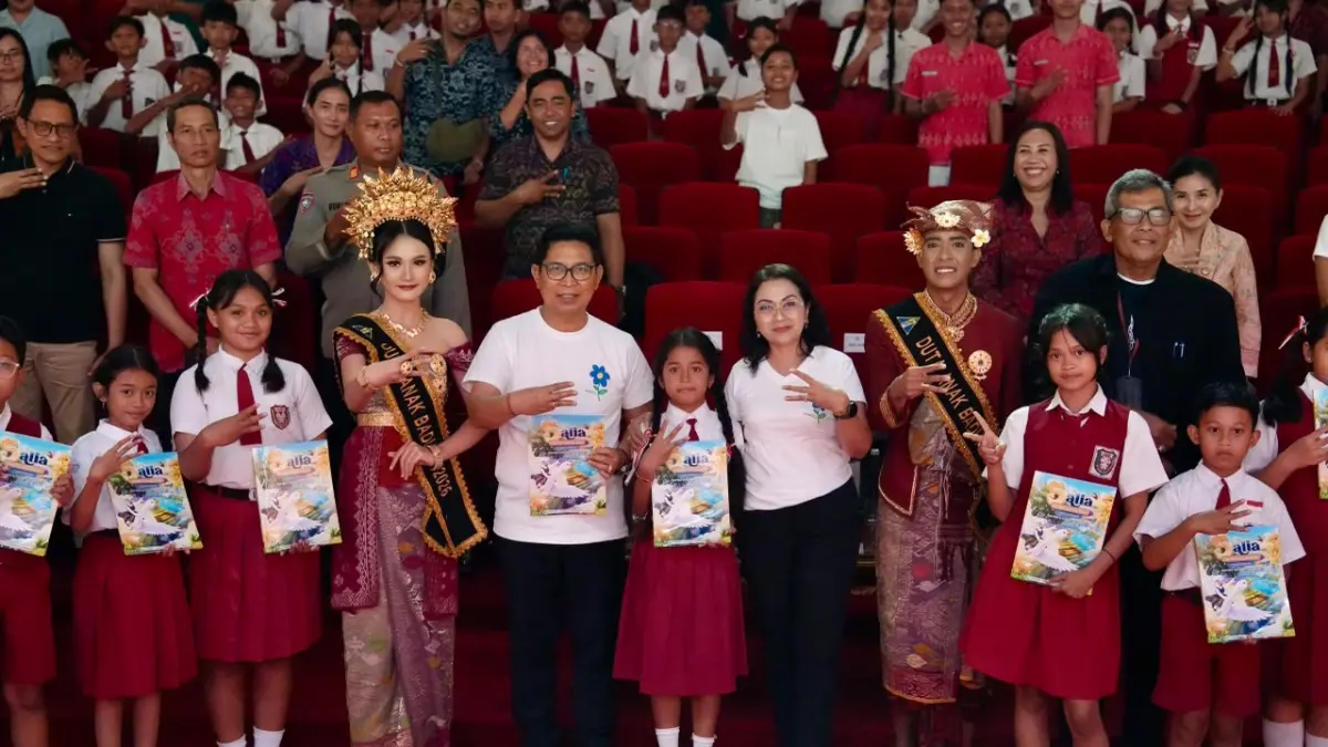 Bupati Adi Arnawa bersama Ketua TP. PKK Nyonya Rasniathi Adi Arnawa menghadiri Puncak Perayaan Hari Anak Nasional Kabupaten Badung Tahun 2026 di Balai Budaya Giri Nata Mandala, Puspem Badung, Selasa (28/7). (PROKOMPIM SETDA BADUNG)
