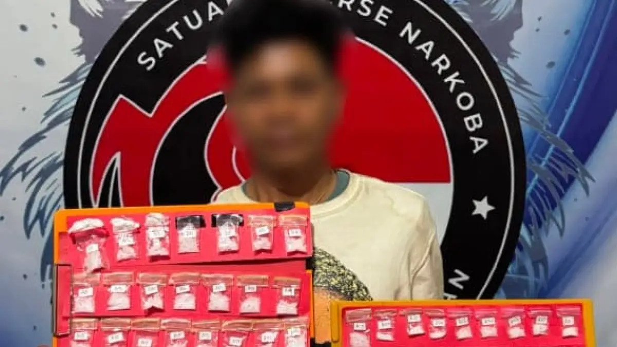 Pelaku peredaran narkoba ditangkap Polres Tabanan bersama dengan puluhan paket narkoba siap edar. (Ist)