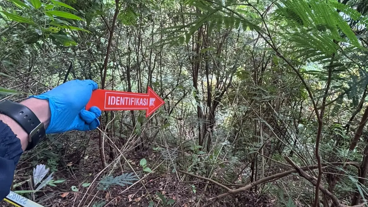 Polisi olah TKP warga Subaya, Jero Bahu Asung jatuh ke jurang, Sabtu (8/8/2026) (Ist)