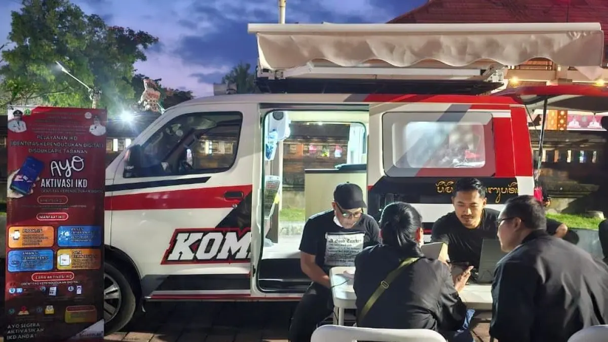  Jemput bola menjadi salah satu instrumen utama dalam mendorong peningkatan aktivasi Identitas Kependudukan Digital (IKD) di Tabanan. (Ist) 