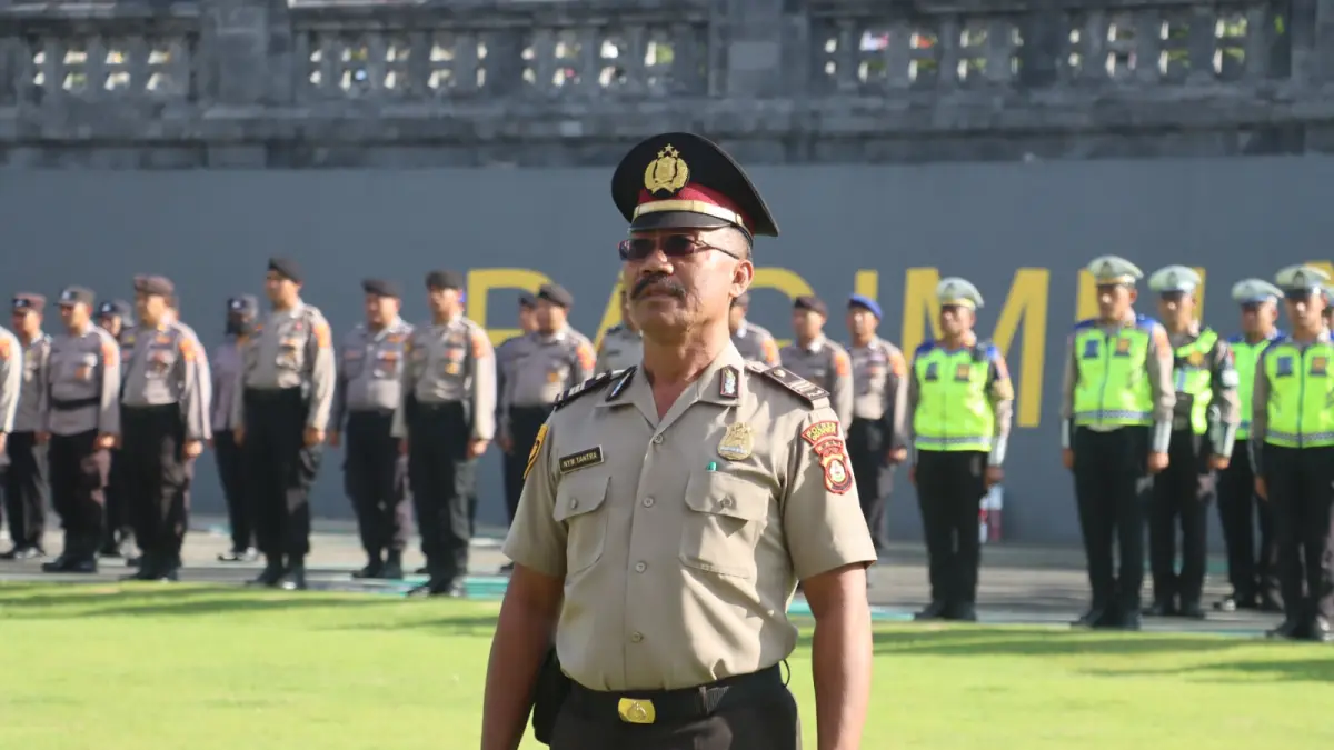 POLISI : AKP I Nyoman Tantra, Kasubbag Bekpal Bag Logistik Polres Gianyar.

