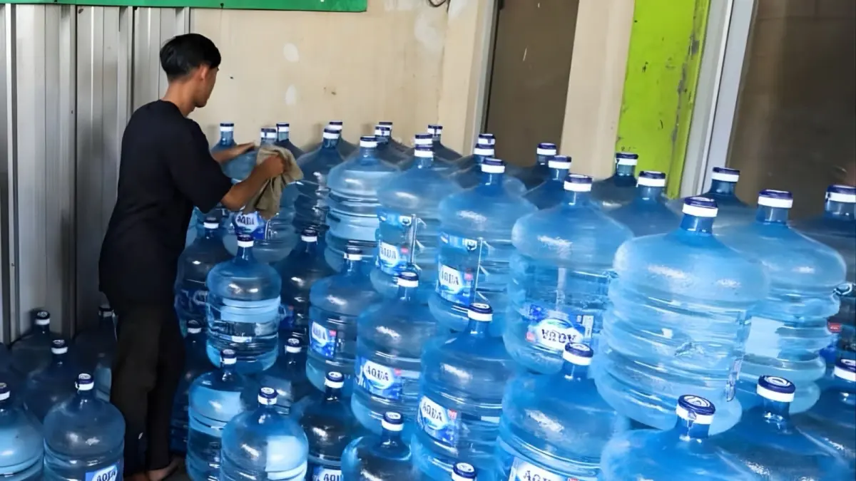 AMAN:&nbsp;Lama penggunaan galon air minum guna ulang dinilai bukan menjadi ukuran utama untuk menentukan keamanan air di dalamnya