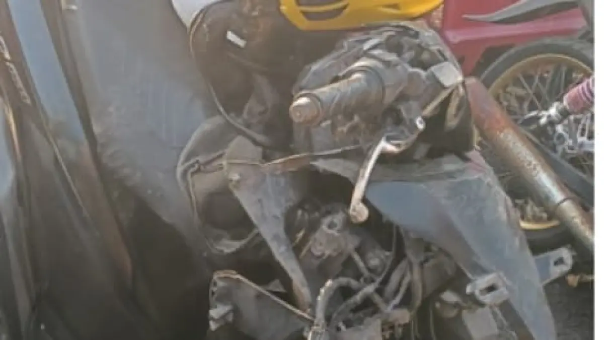 Sepeda motor Edi Purnomo rusak setelah mengalami kecelakaan di Desa Kutuh, Kecamatan Kintamani, Kabupaten Bangli, Senin (10/8/2026). (Ist)