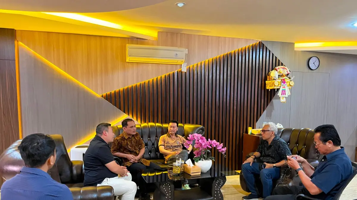 Perkuat Sinergi Pendidikan dan Olahraga, Unmas Denpasar dan Bali United Gagas Kerja Sama 